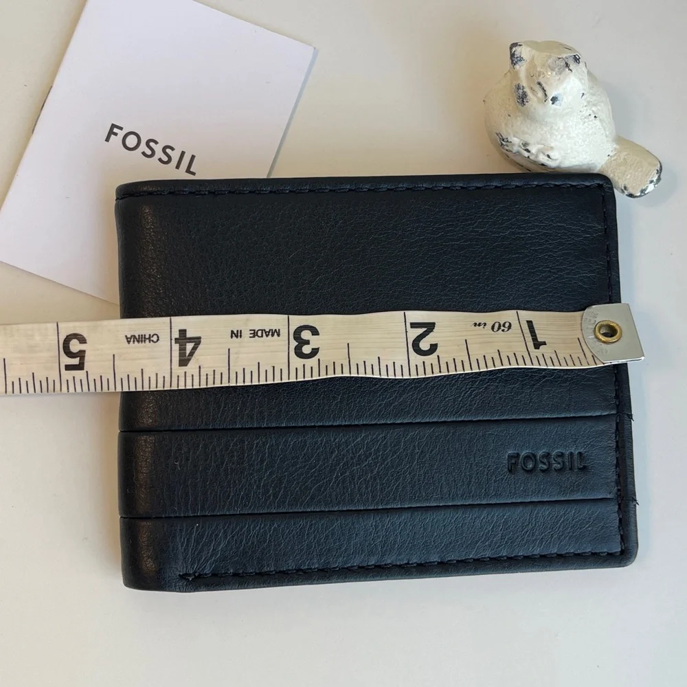 Fossil Men’s Lufkin Bifold Genuine Leather Black Wallet